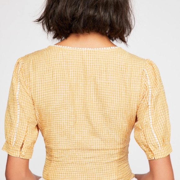 Free People Ivy Gingham Top Yellow EUC Size Large - Picture 4 of 4